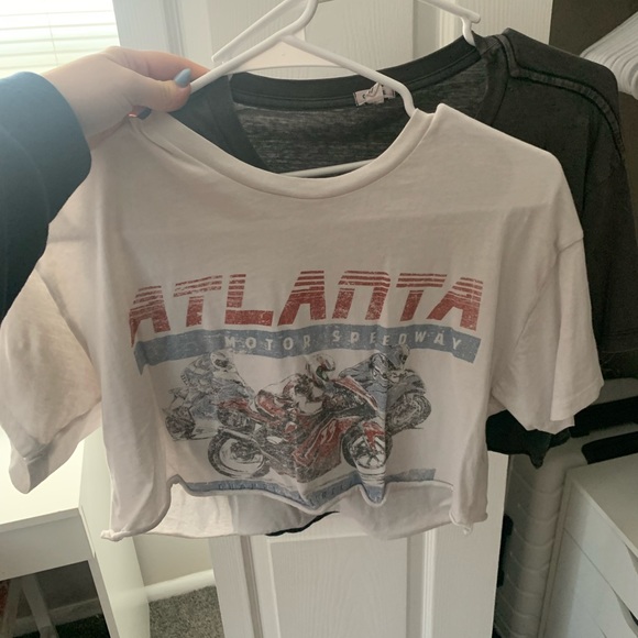 set of 2: garage crop t-shirts - Picture 1 of 3